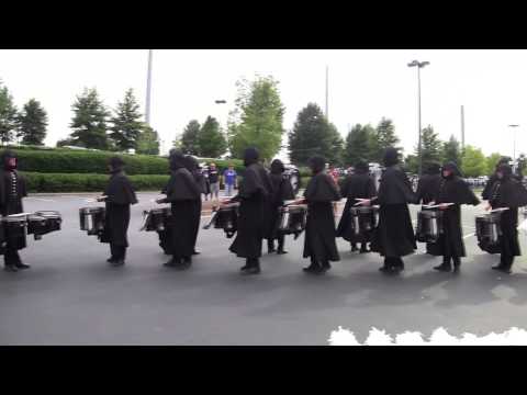 (Slow Motion) Cavaliers Drumline 2013 - Opener