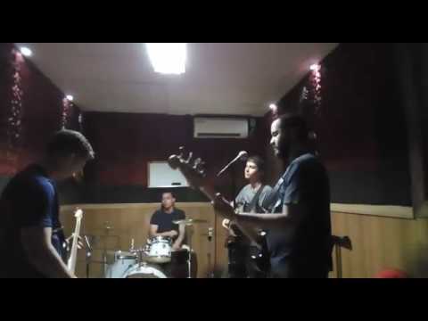 Liberdade Clandestina - Pais e filhos  (Legião Urbana cover)