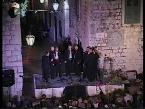 Izresla ruža rumena - klapa Cambi - FDK 1999