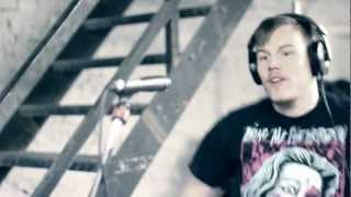 Alex attempts some vocals - twothirtytwo