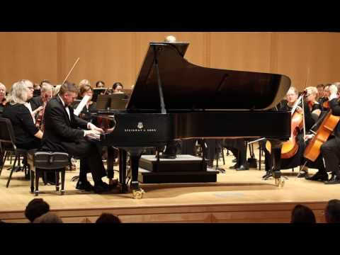 Tchaikovsky Concerto No.1 (1st Mvt) and La Campanella (Encore) - Josh Wright