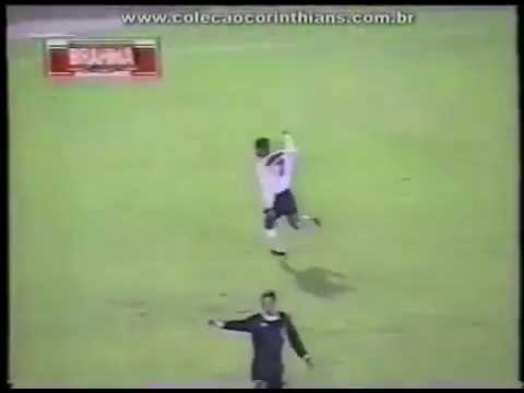 Marcelinho Carioca (Corinthians) - 25/04/1995 - Corinthians 2x0 Rio Branco-AC - 2 gols