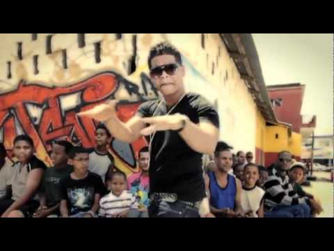 El Batallon - Metiendo Presion Remix (Video)