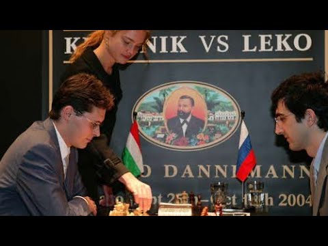 Peter Leko vs Vladimir Kramnik • Budapest - Hungary, 2001