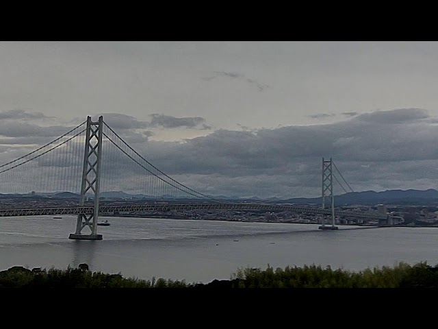 明石海峡大橋（淡路サービスエリア上りから）