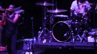 Tv On The Radio - Dancing Choose (Festival Paredes de Coura, 19 Agosto 2015)