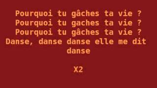 Elle me dit - Mika + Lyrics