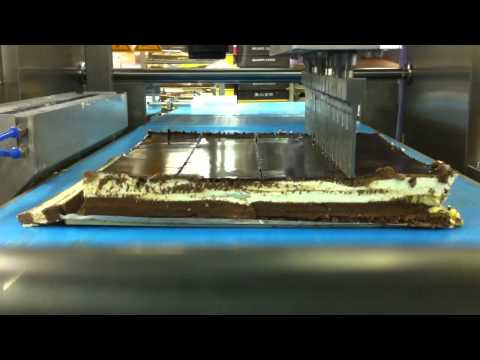Ultrasonic Cake Cutting Machine with Robot Control in HK