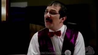 Señor Mesero - Bronco el Gigante de América