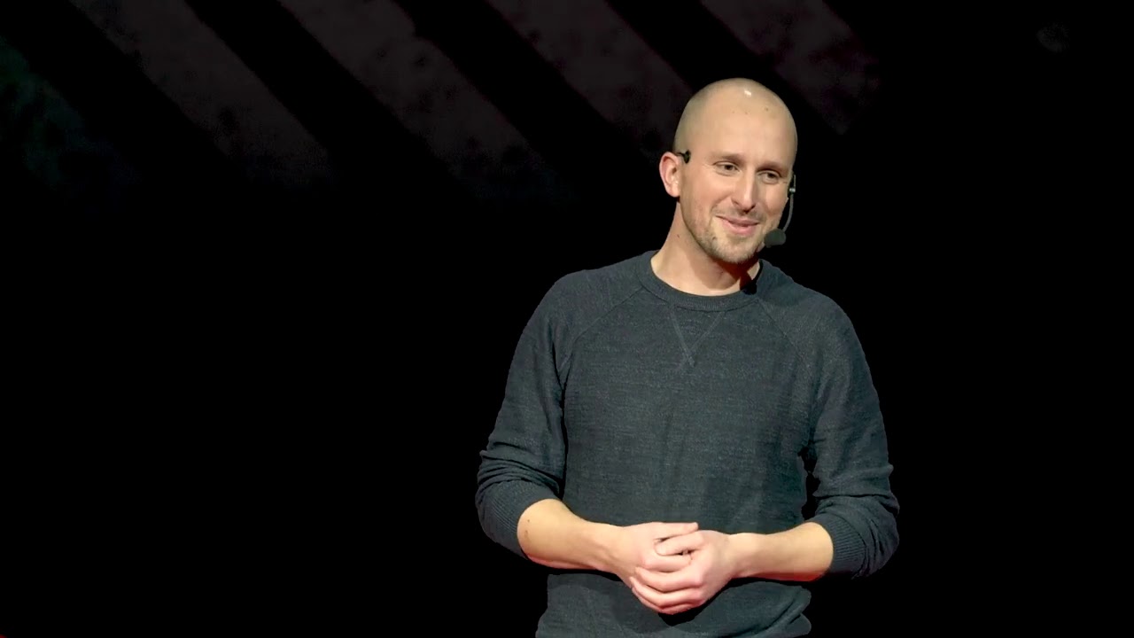 Les pouvoirs ordinaires du langage | Joona Karijoki | TEDxPoitiers