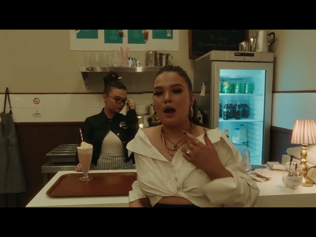 So Sorry von Lola Young ((jetzt ansehen))