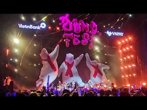 Em Không Quay Về | Nguyễn Trần Trung Quân cùng các học trò tại Đông Fest #nguyentrantrungquan 