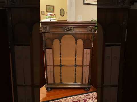 St. Louis Blues by Louis Katzman & The Brunswick Orchestra, 1929 on the 1925 Credenza Victrola