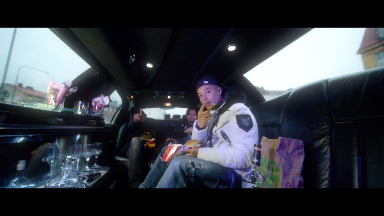 ADAAM – ”Grannar”