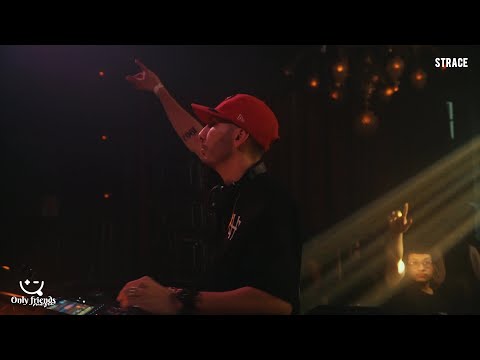 STRACE @ EL MUELLE by ONLY FRIENDS