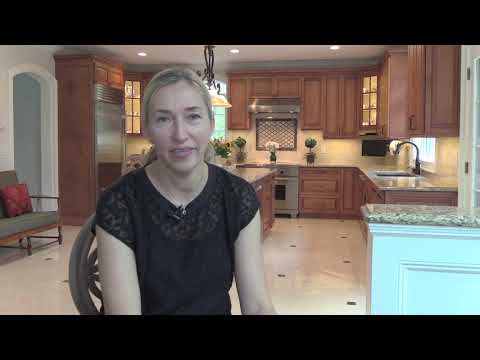 Daisy Kitchen Cabinets video.