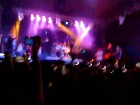 Los Buitres I-Mi Cuernito Recortado