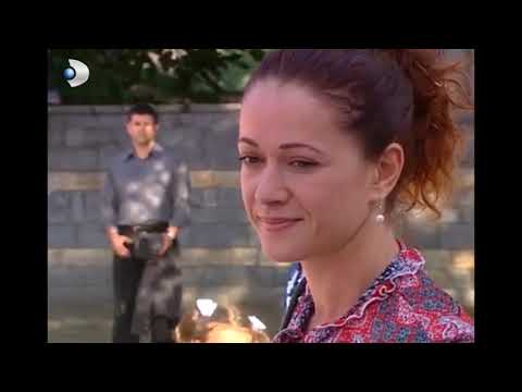 Falling Leaves (Spanish) - Fikret's ex-wife is followed by Fikret - Section 2