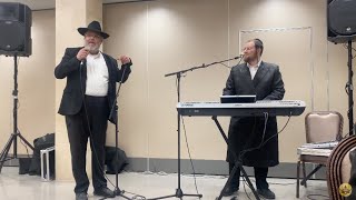 אבא טורצקי משמח בשמחת השבע ברכות בבית ספינקא - דאראג - בערגסאז, א׳ אדר תשפ״ג