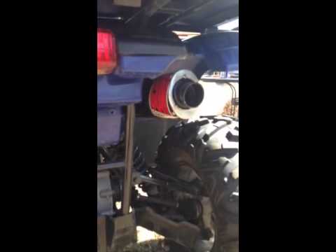 Yamaha Grizzly 660 with Big Gun Evo exhaust.
