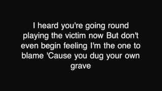 Glee Cast Lyrics " fighter"!