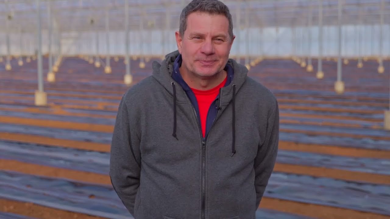 Les serres bioclimatiques, vous connaissez? Visitez la serre de Thierry Nania équipée de thermitubes