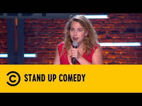 Cerca il lato positivo in ogni disgrazia - Chiara Becchimanzi - Stand Up Comedy - Comedy Central