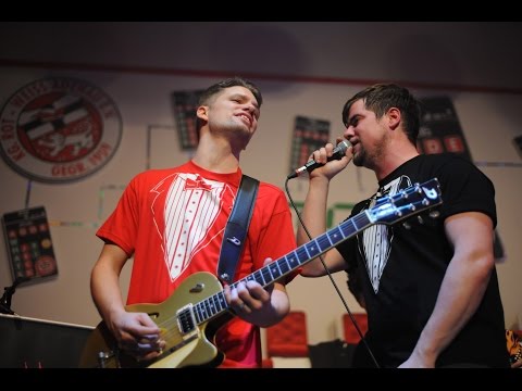 Veedel for 12 in der Hocheifelhalle in Adenau