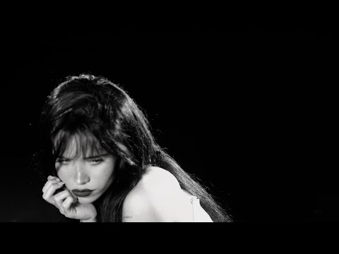 Nessa Barrett - High On Heaven (Official Visualizer)