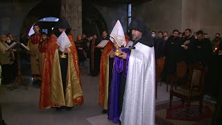 Դուրս բերվեցին Ս. Թադեոս եւ Ս. Բարդուղիմեոս առաքյալների մասունքները