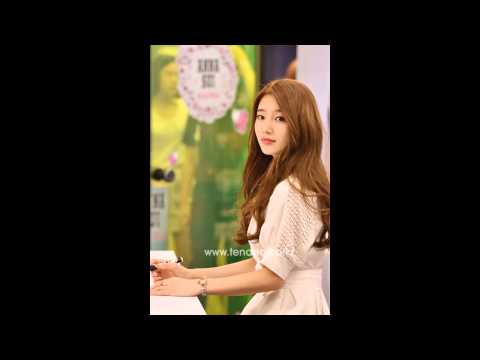 [Pictures] 140722 Lilian fansign event – Suzy[31P] [24.07.2014]