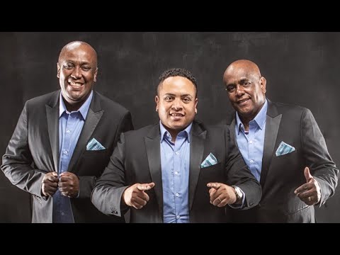 Mix Pasacalles Dra.                   Los Garles Nuevos Embajadores. - Trio Los Garles