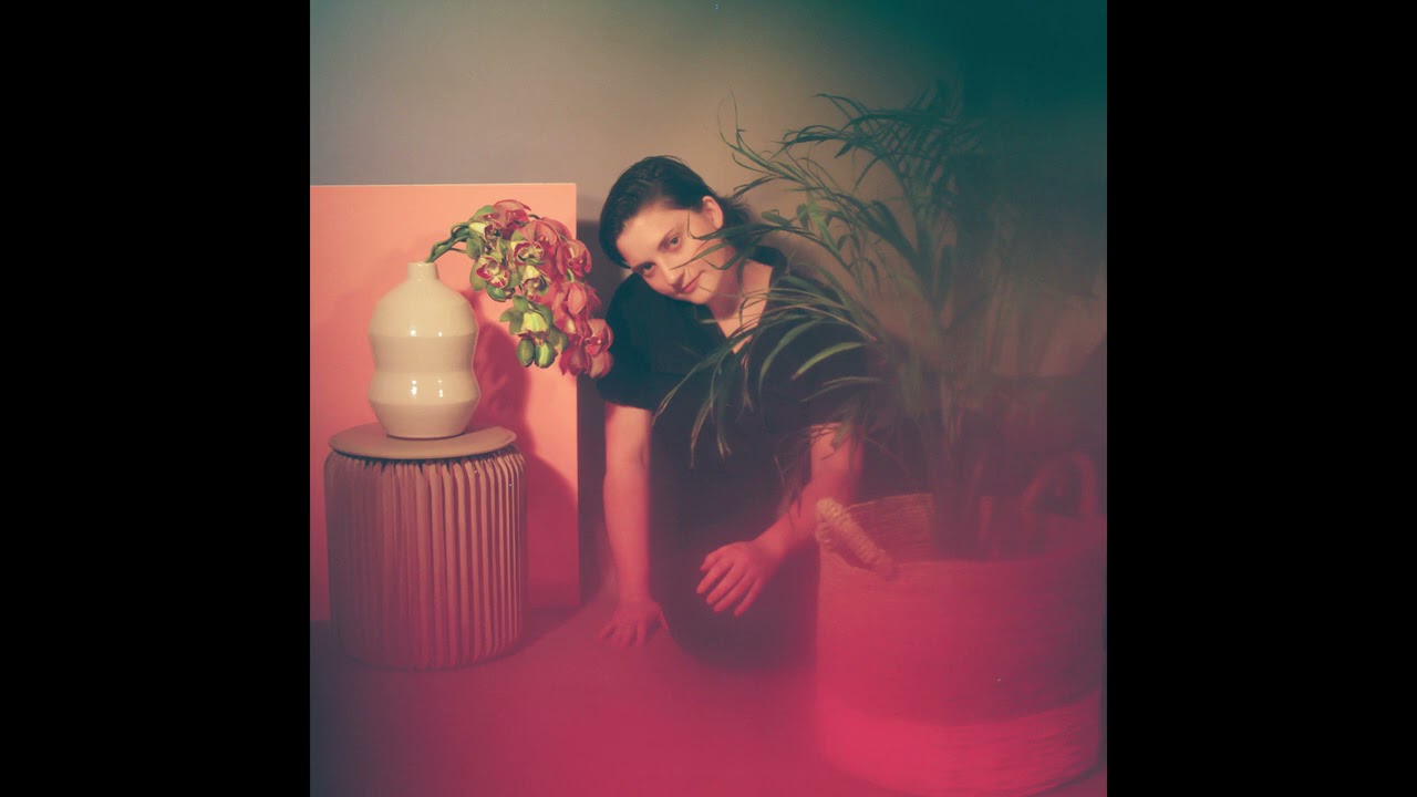 Lyrics Translations Of Peach Pit By Rosie Tucker Popnable