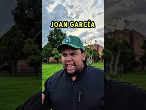 Atajar con las manos ❌Atajar con el defensa ✅😂  #futbol #arqueros #joangarcia #futbolmemes #viral