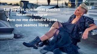 Pink - Wild hearts can't be broken (Letra en español)