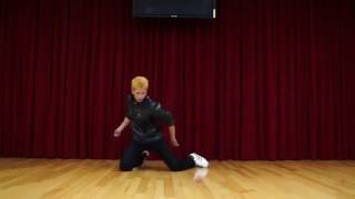 Tokyo Ghoul Dubstep dance ( Opening S 2 ) [UNRAVEL]