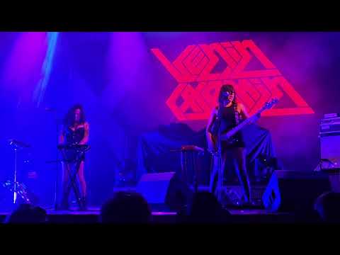 Venin Carmin  - Glam Is Gone (Live, Extramuralhas XII, Leiria 2023)