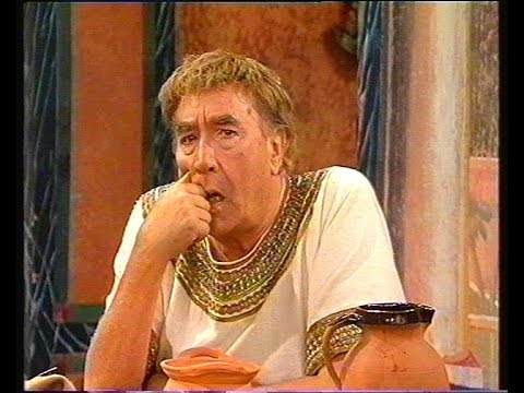 0428 01   Further Up Pompeii LWT 1991