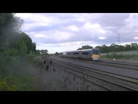 Irish Rail 22000 DMU 22047 + 22024 passes Stacumny Bridge