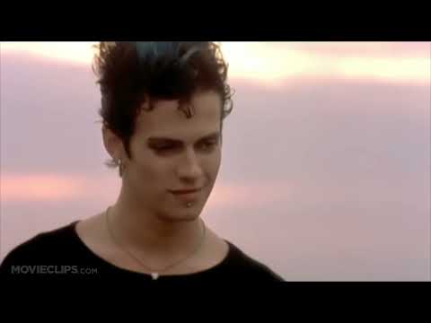 Life as a House trailer still: George (Kevin Kline) on the cliff above the Pacific