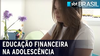 Educação financeira na adolescência pode evitar endividamento no futuro | SBT Brasil (15/10/22)