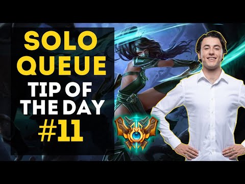 Solo Queue Tip of the Day #11 (Mid Game Assassin Macro)
