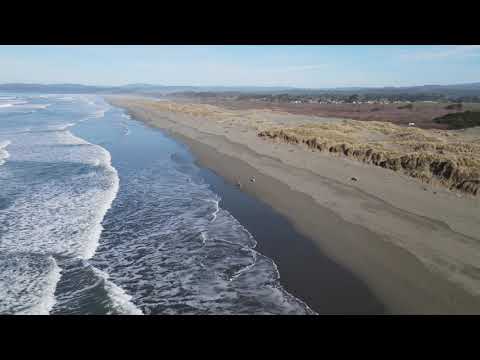 Drone footage of surf break at Mad River Beach