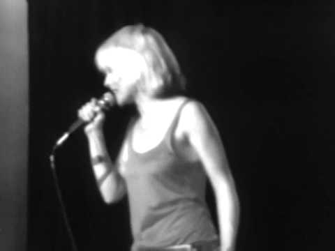 Videoclip de 11:59 (Live) — Blondie