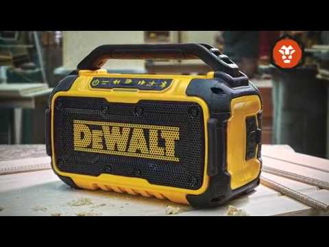 Портативная Bluetooth колонка DeWALT DCR011 с аккумулятором Портативная Bluetooth колонка DeWALT DCR011 с аккумулятором