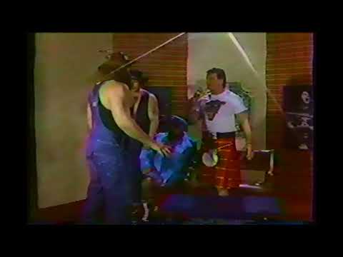Piper's Pit: Hillbilly Jim Interrupts Piper's Interview