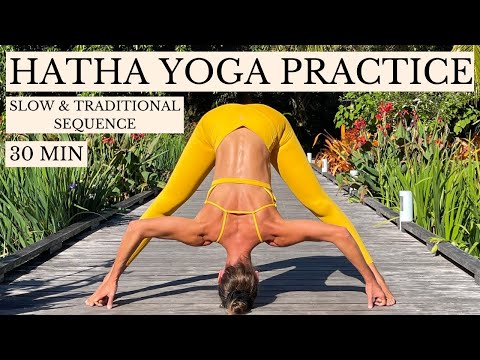 30 min Hatha Yoga Practice | Slow and Traditional Yoga Sequence