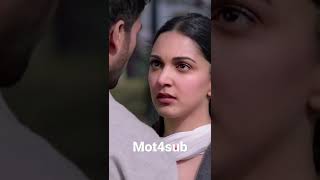 Download lagu what happened when Shaheed Kapoor kissed kiara #bollywood #shahid #kiaraadvani #kiss #love #viral mp3