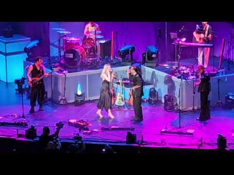 Dedublüman & Aleyna Tilki - Sana Güvenmiyorum | Harbiye Açık Hava Konserleri