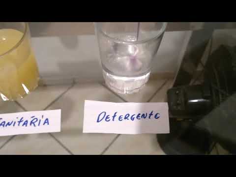 Reagente pH detergente incolor.